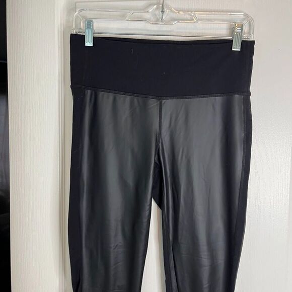 Athleta Faux Leather High Rise Full Length Spandex Athletic Leggings - Picture 3 of 12